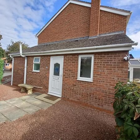 Leominster 3 Bedroom House Parking Garden Private Buitenkant foto