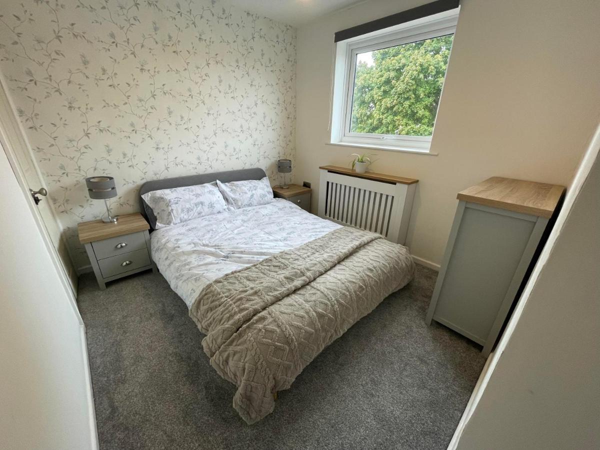 Leominster 3 Bedroom House Parking Garden Private Buitenkant foto