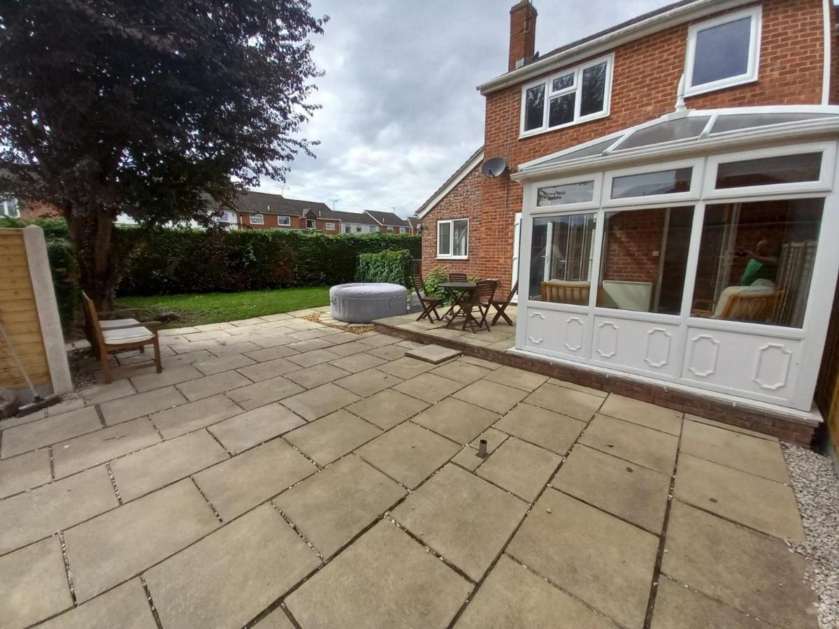 Leominster 3 Bedroom House Parking Garden Private Buitenkant foto