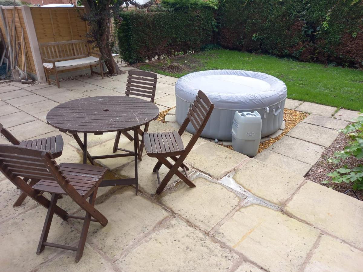 Leominster 3 Bedroom House Parking Garden Private Buitenkant foto