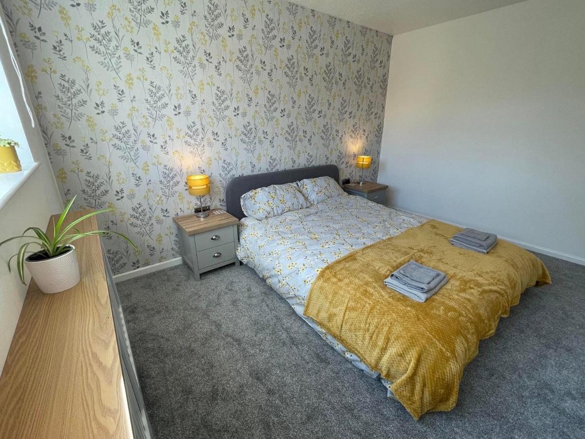 Leominster 3 Bedroom House Parking Garden Private Buitenkant foto